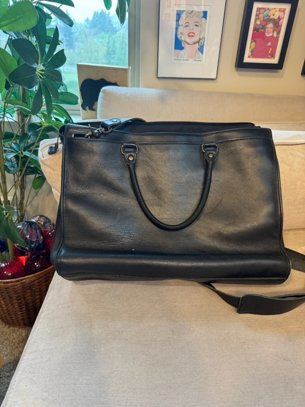 Eddie Bauer vintage Black Leather Briefcase with Dual Front Pockets